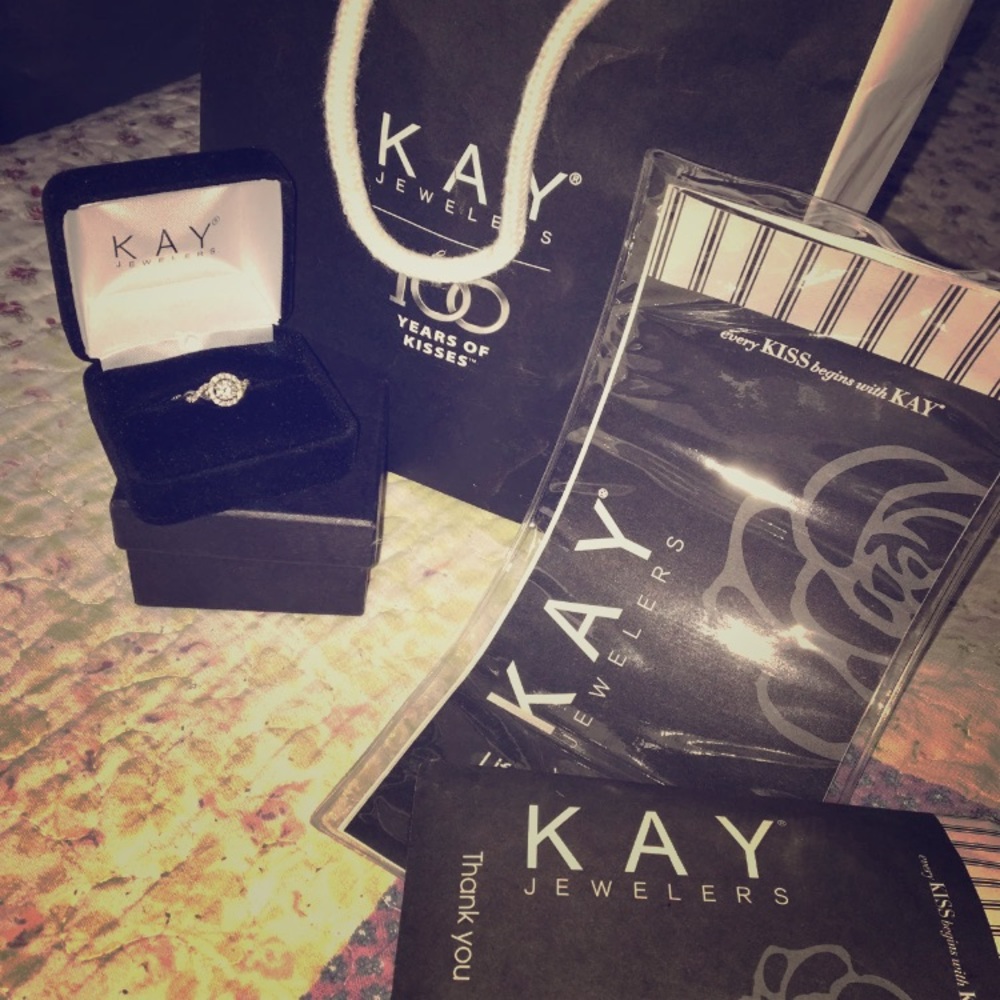 Kay jewelers round diamond engagement ring